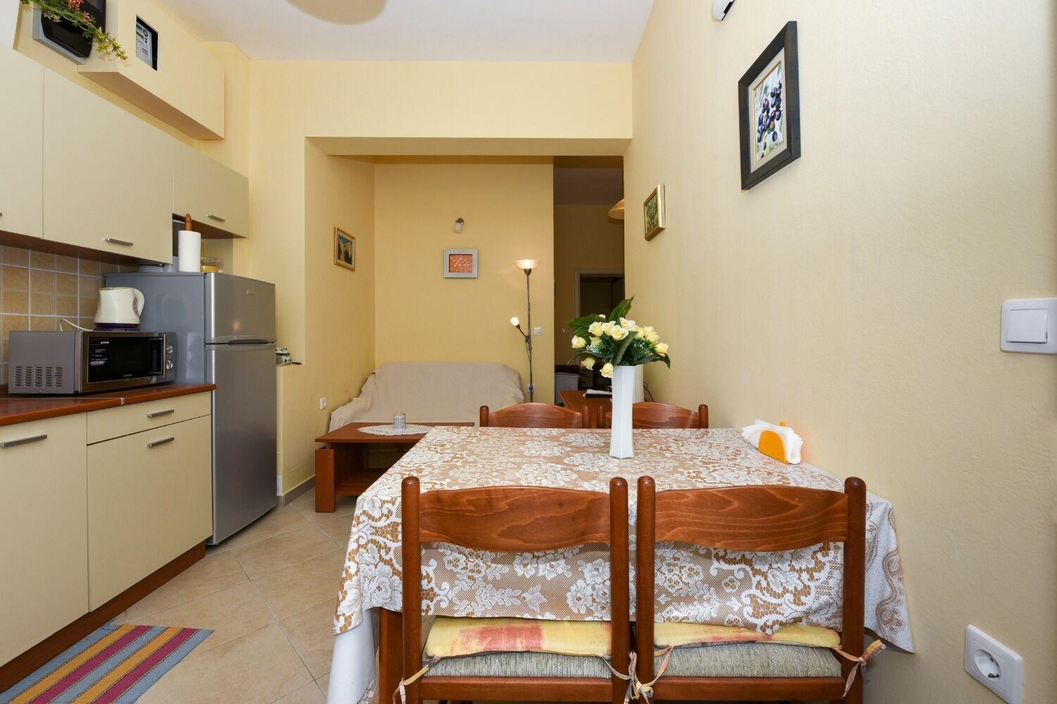 Apartments Kolt - 15M From Sea Kali Exterior photo