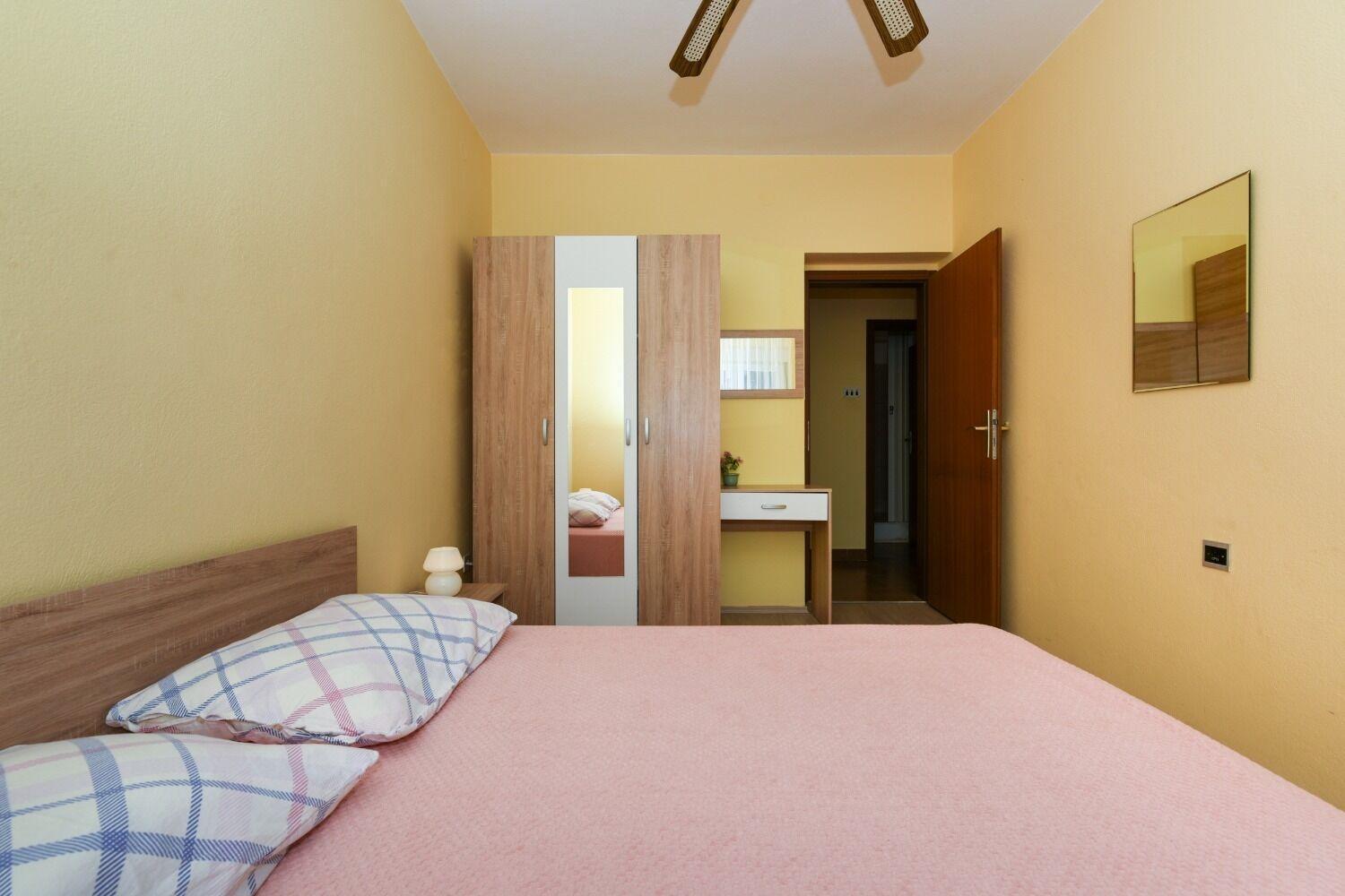 Apartments Kolt - 15M From Sea Kali Exterior photo